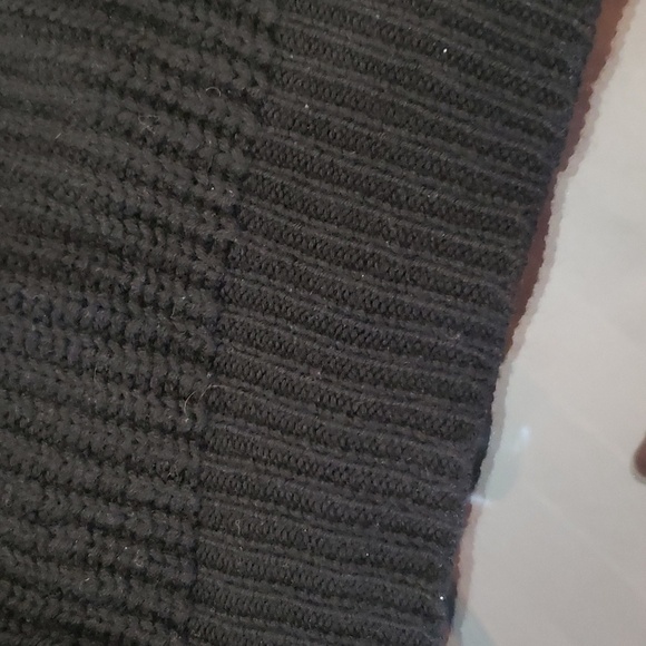 Aritzia WILFRED WAFFLE KNIT OVERSIZED CHUNKY MERINO WOOL SWEATER - Picture 6 of 7